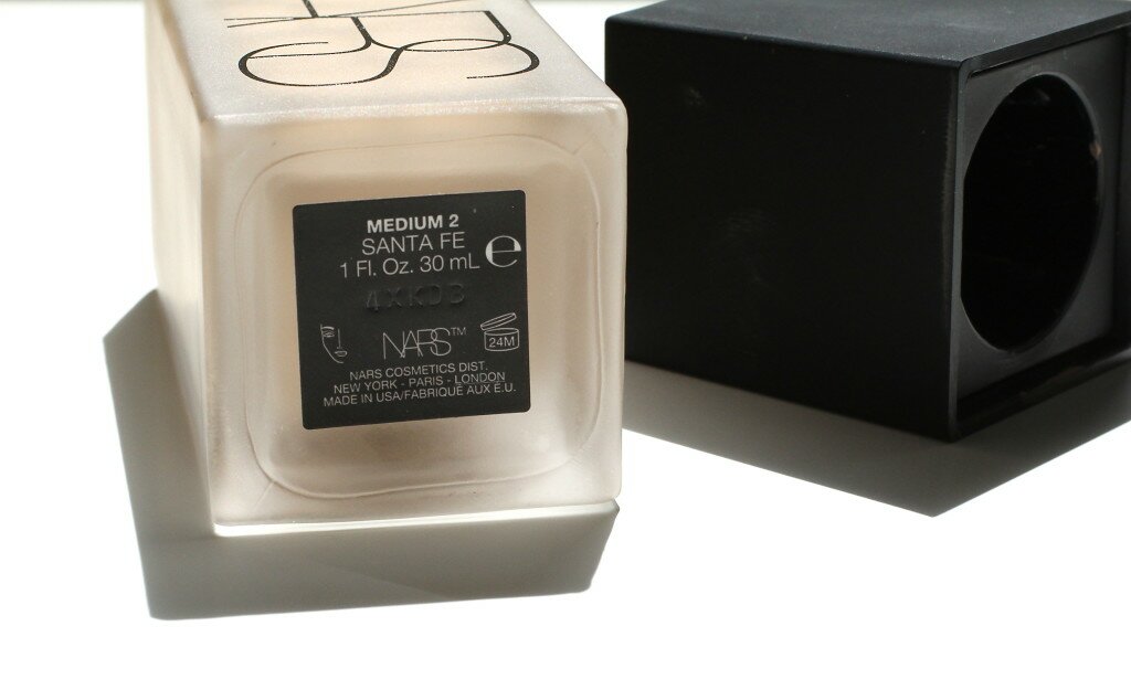 NARS All Day Luminous Weightless Foundation